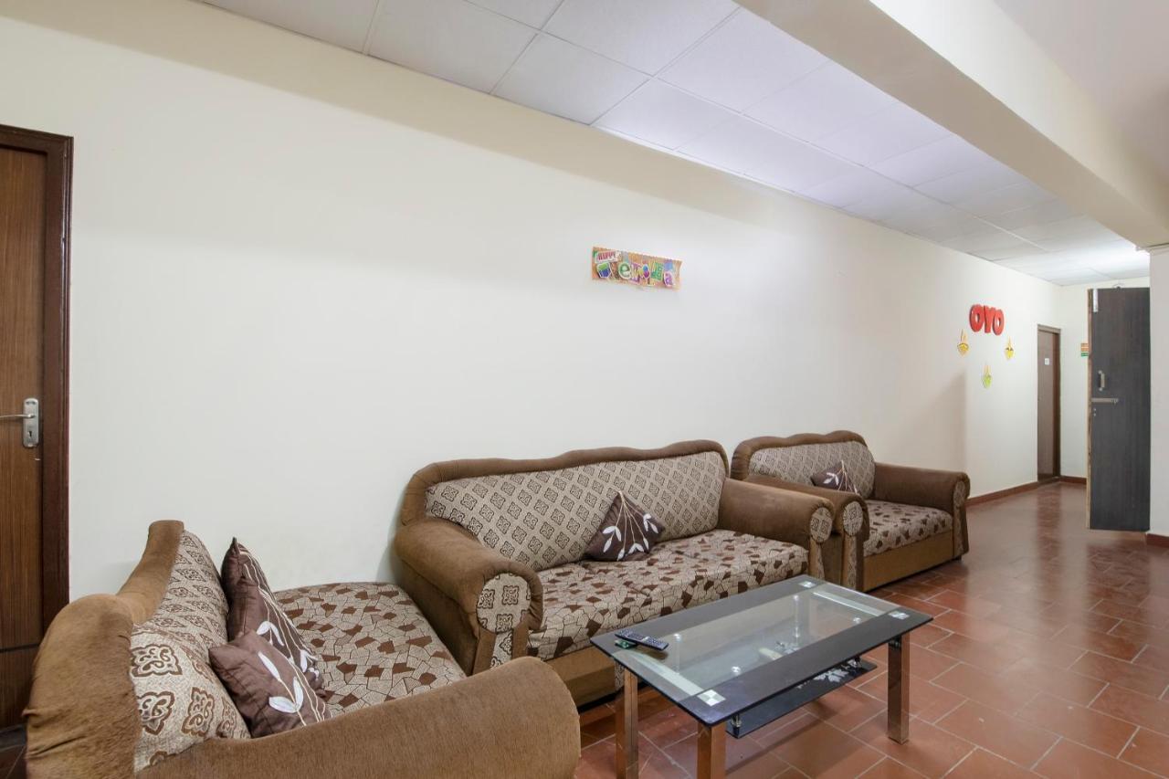 Oyo 49073 Whitefield Comforts Hotel Bangalore Exterior photo