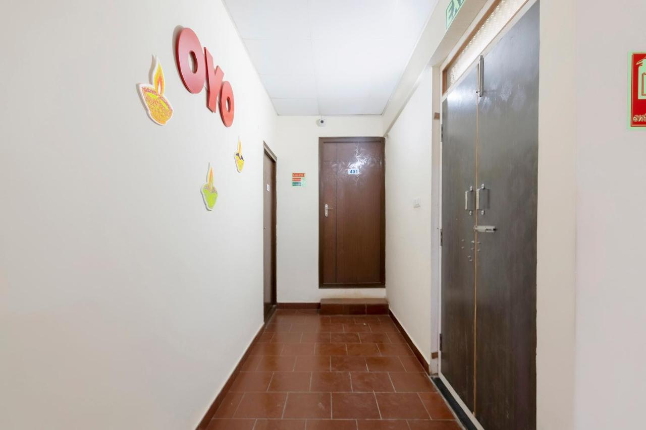 Oyo 49073 Whitefield Comforts Hotel Bangalore Exterior photo